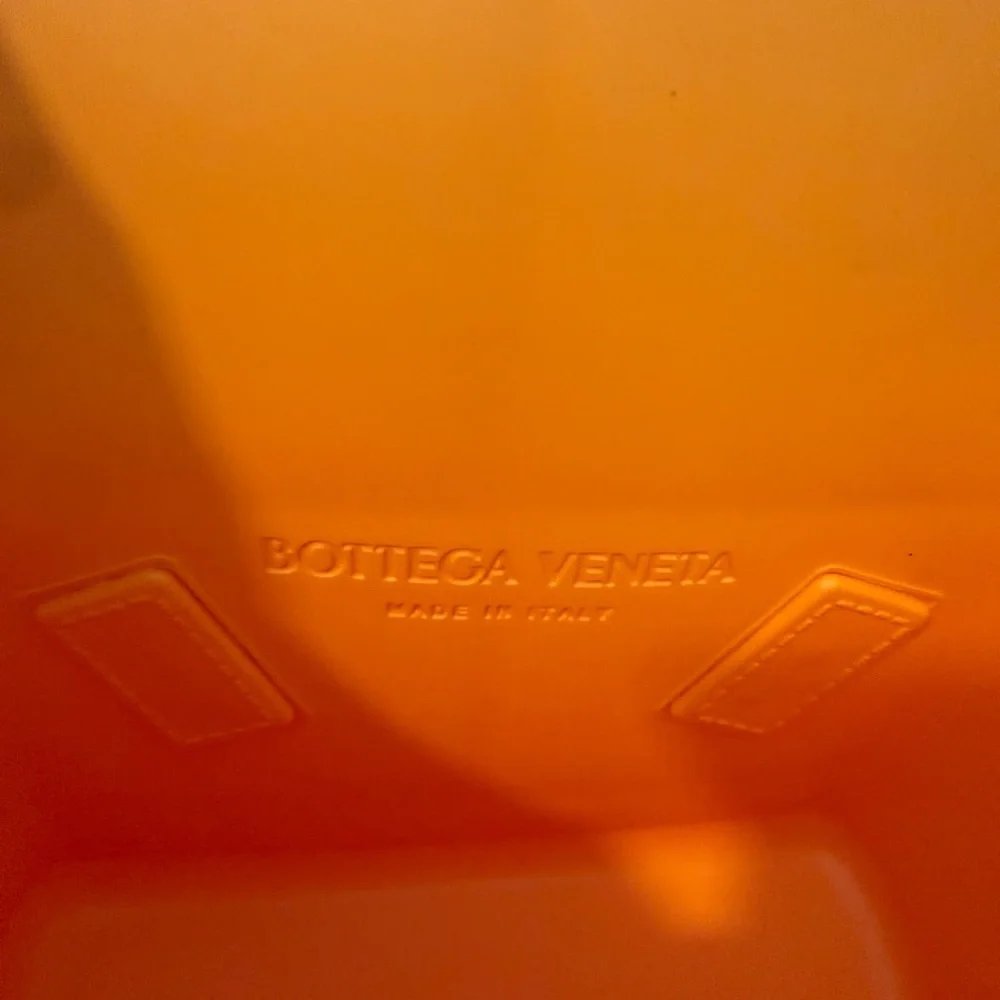 BOTTEGA VENETA Rubber Maxi Intrecciato Mini Arco Tangerine New